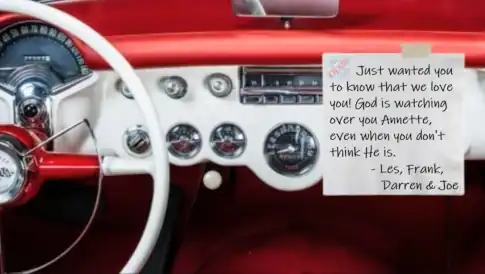 Dash board with note